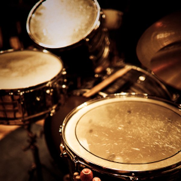 Drums & Drum Accessories – Martin's Vintage Music Co.