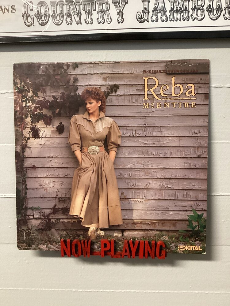 Reba McEntire - Whoever's In New England