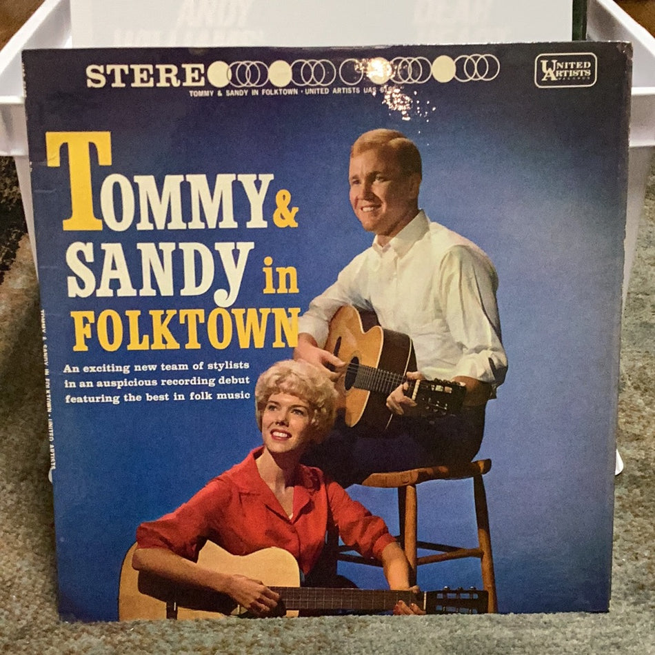 Tommy & Sandy in Folktown